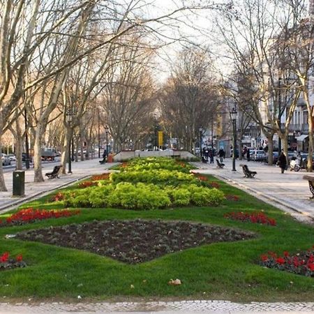 City Center Apartment - Avenida Da Liberdade Lisbon Bagian luar foto